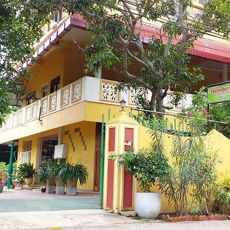Henderson Airport Residence Negombo Ngoại thất bức ảnh