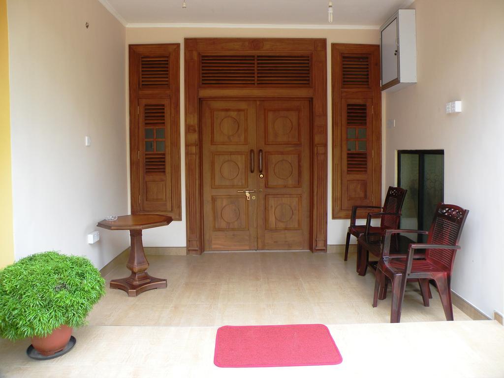 Henderson Airport Residence Negombo Ngoại thất bức ảnh