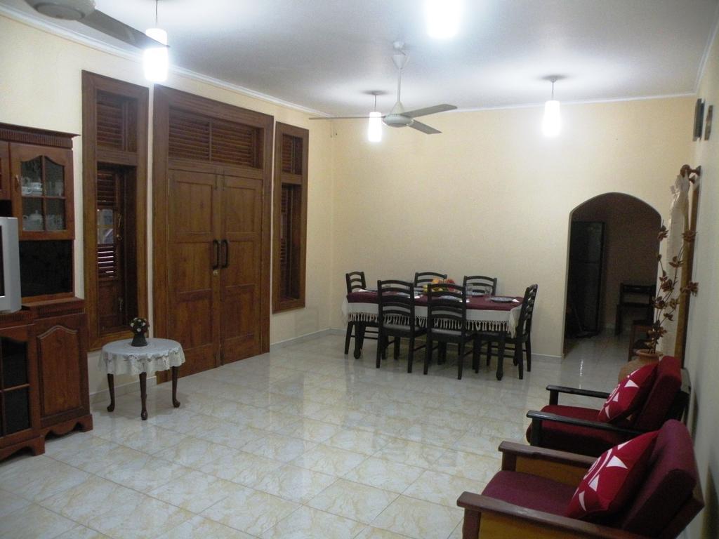 Henderson Airport Residence Negombo Ngoại thất bức ảnh