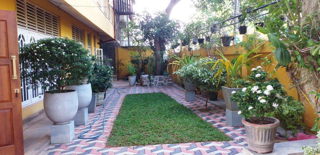 Henderson Airport Residence Negombo Ngoại thất bức ảnh